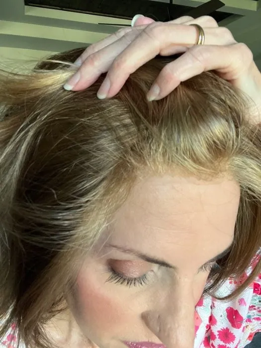Esprit | Synthetic Lace Front Wig (Mono Part)