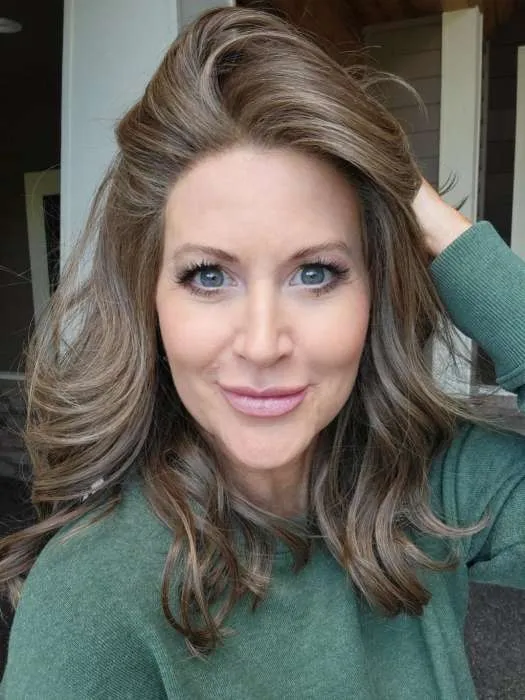 Laguna Beach | Synthetic Lace Front Wig (Mono Part)