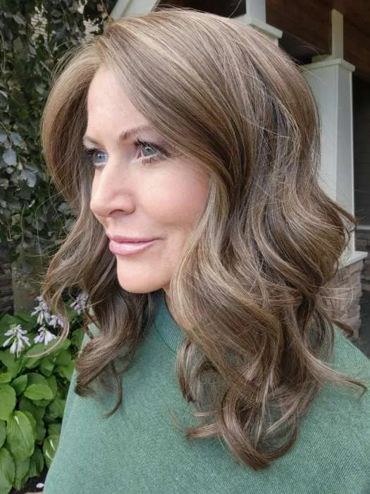 Laguna Beach | Synthetic Lace Front Wig (Mono Part)