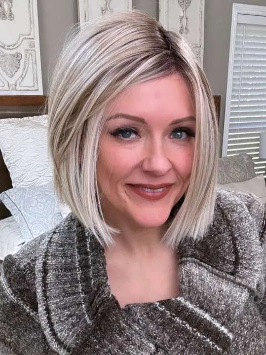 Lia II | Synthetic Lace Front Wig (Mono Part)