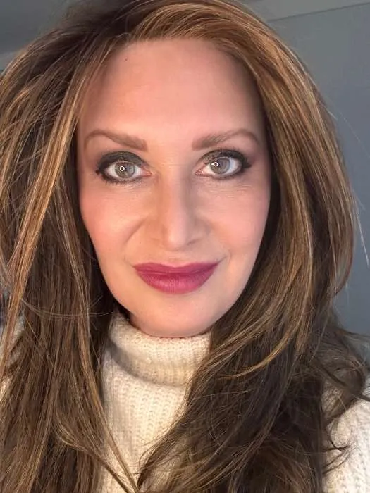 Mesmerized | HF Synthetic Lace Front Wig (Hand-Tied)