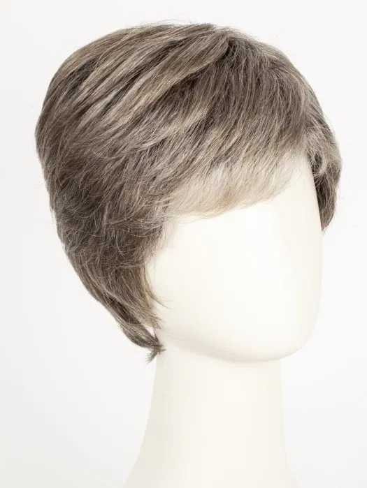 Risk Comfort | Short Synthetic Lace Front Wig