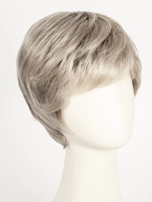 Risk Comfort | Short Synthetic Lace Front Wig