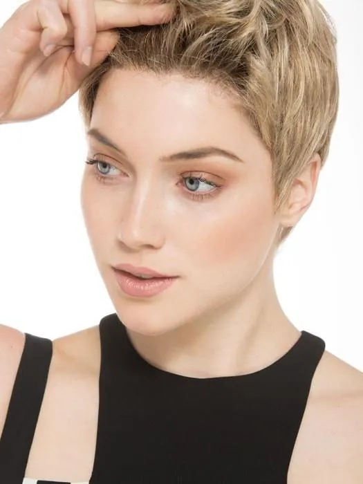 Risk | Synthetic Lace Front Wig (Mono Crown)