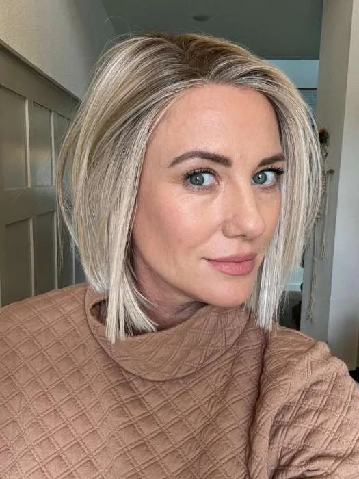 Santa Monica | Synthetic Lace Front Wig (Mono Part)
