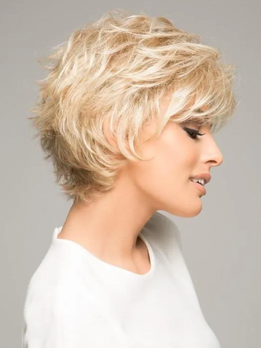 Voltage Petite | Synthetic Wig (Basic Cap)